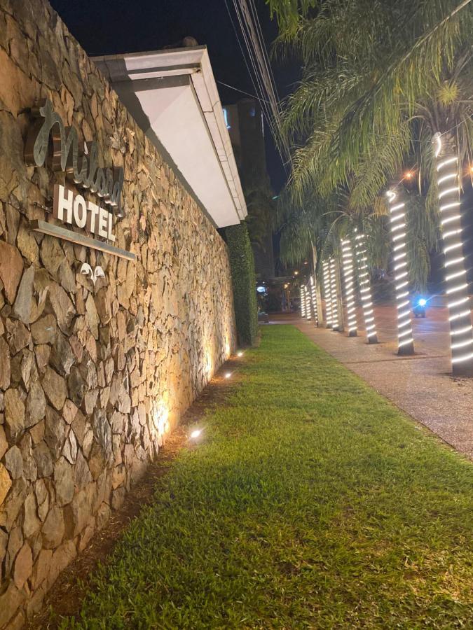 Milord Hotel Encarnacion Exterior photo